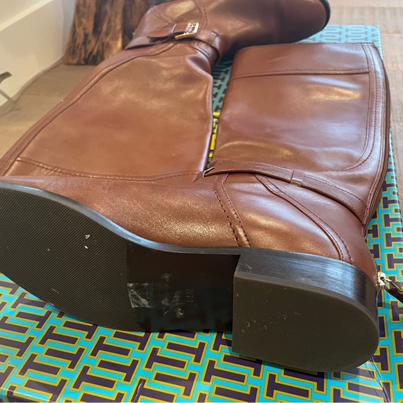 Very good condition Tory Burch boots - Picture 7 of 7